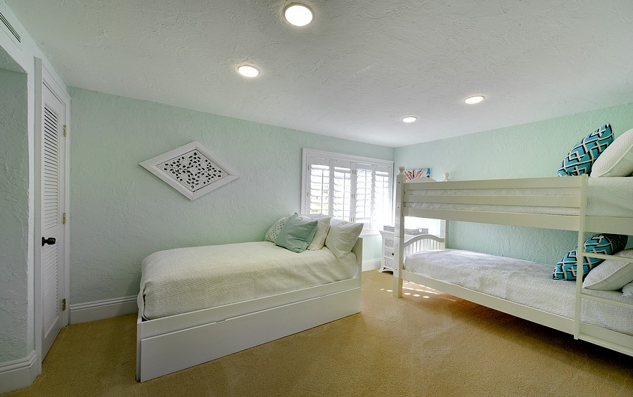 Lower Level Twin Bedroom